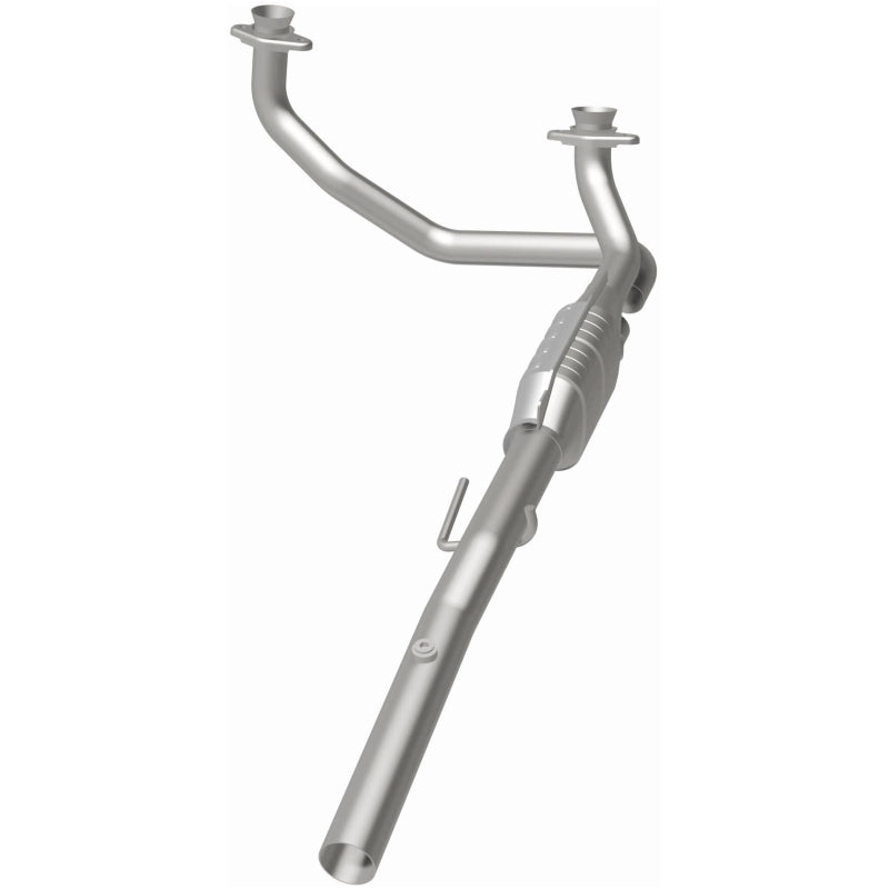 MagnaFlow Conv DF 96-99 Ram 1500/2500/3500 direct-fit catalytic converter for offroad performance upgrades.