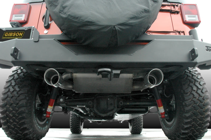 Gibson 07-17 Jeep Wrangler JK Rubicon 3.6L 2.5in Axle-Back Dual Split Exhaust - Aluminized view from rear with dual tips