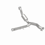 MagnaFlow 15-17 Ford F-150 XL V6 3.5L OEM Grade Direct Fit Catalytic Converter for offroad performance upgrades.