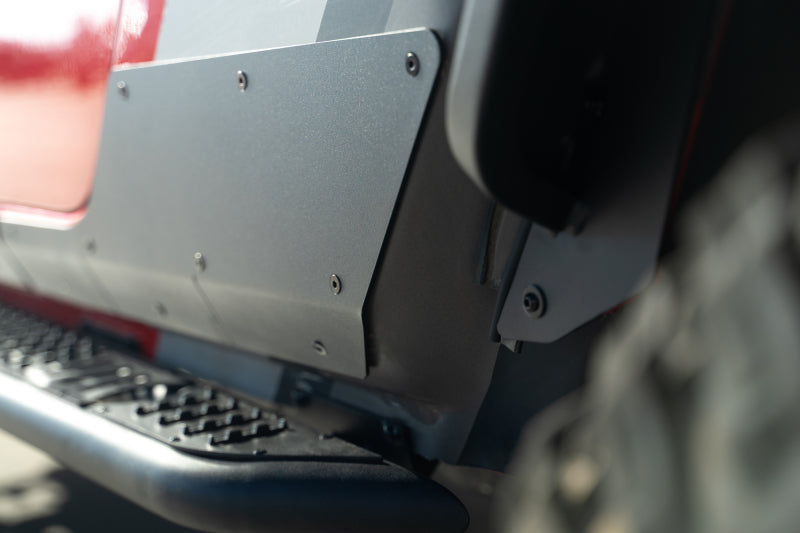DV8 Offroad 20-23 Jeep Gladiator JT Rock Skins closeup.