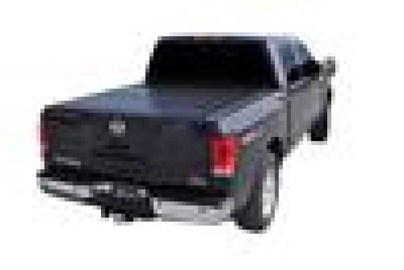 BAK 16-20 Nissan Titan 5ft 6in Bed BAKFlip G2 hard cover