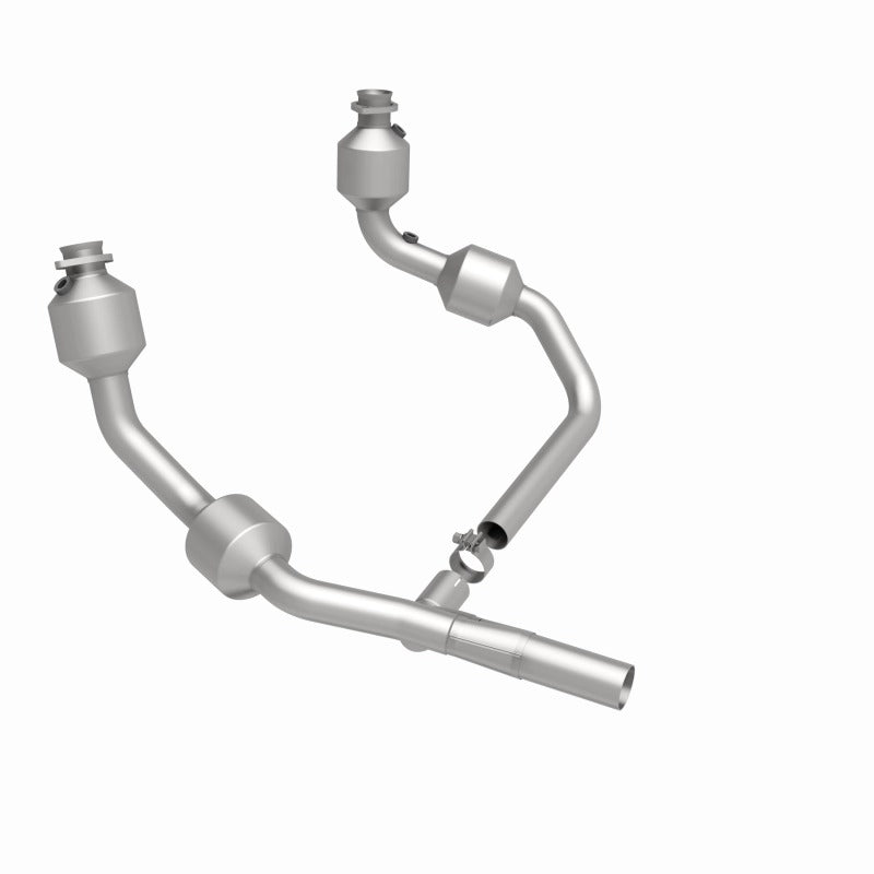 MagnaFlow Conv DF 07-09 Jeep Wrangler/Wrangler Unltd 3.8L (49 State) direct-fit catalytic converter for offroad performance.