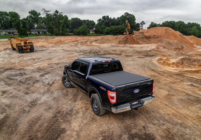 Truxedo 15-21 Ford F-150 5ft 6in Pro X15 Bed Cover Secondary image