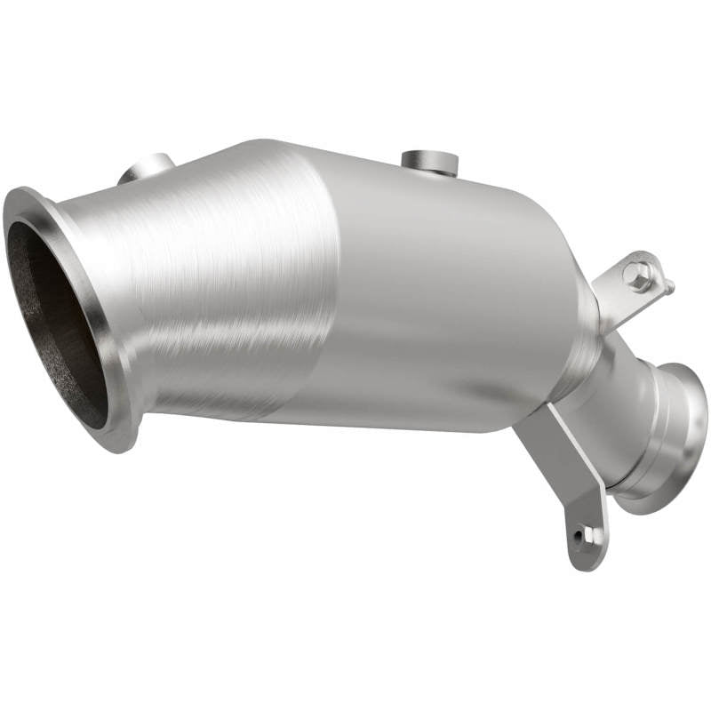 MagnaFlow 2014 BMW 335i GT xDrive 3.0L Underbody Direct Fit EPA Compliant Catalytic Converter Secondary image