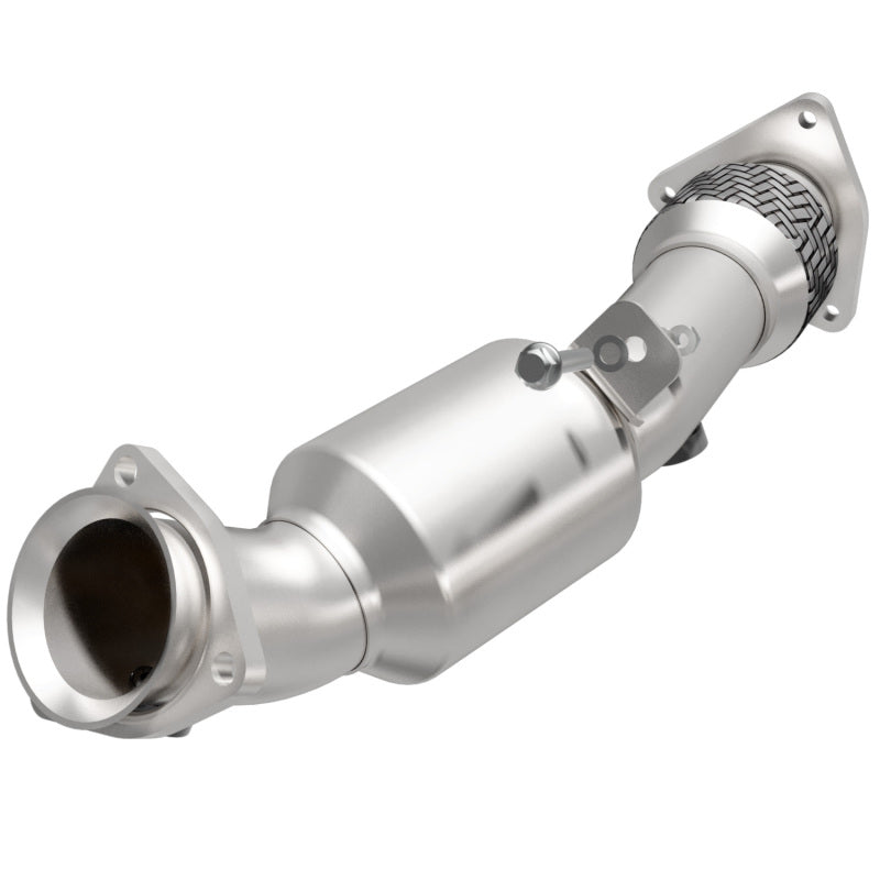 MagnaFlow Direct Fit Catalytic Converter 04-07 VW Touareg 4.2L Driver Side Secondary image