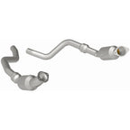 MagnaFlow Conv D/F 05- 300C/Magnum 5.7 w/cats exhaust system
