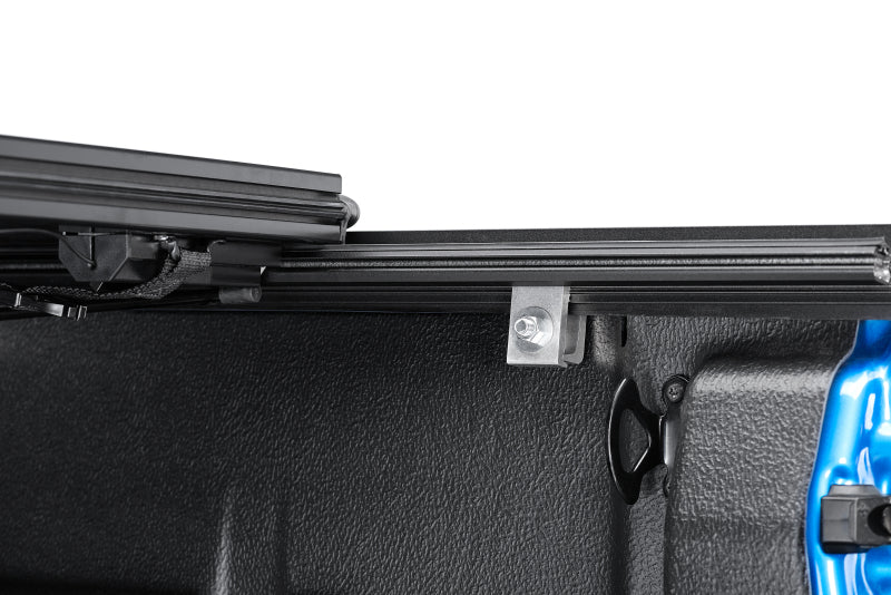 BAK 2022 Ford Maverick 4.5ft BAKFlip G2 cover interior detail