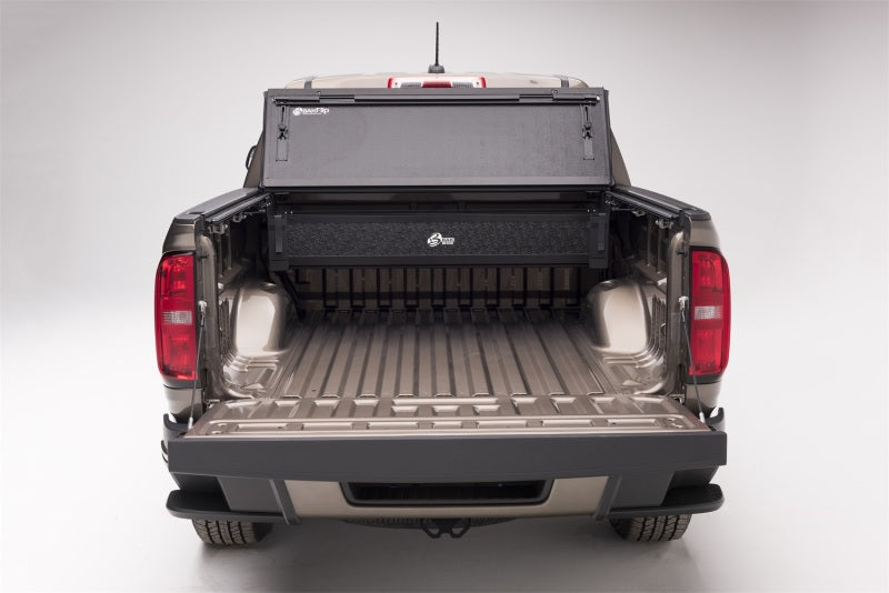 BAK 15-20 Chevy Colorado/GMC Canyon 5ft Bed BAKFlip G2 installed