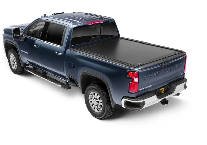 Retrax 2020 Chevrolet / GMC HD 6ft 9in Bed 2500/3500 RetraxONE MX truck bed cover. Main image