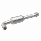 MagnaFlow 15-17 Ford F-150 XL V6 3.5L Direct Fit OEM Grade Federal Catalytic Converter for offroad performance upgrades.