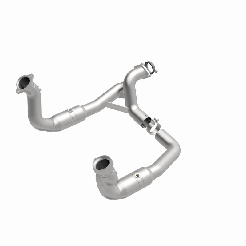 MagnaFlow Conv Direct Fit 11-14 Ford F-250 Super Duty / 350 Super Duty V8 6.2L corrosion-resistant catalytic converter.