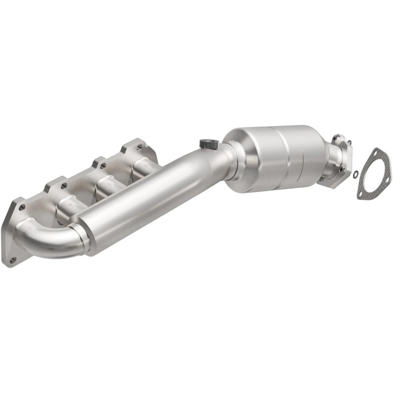 MagnaFlow Direct Fit Catalytic Converter 02-04 VW Passat 4.0L Secondary image
