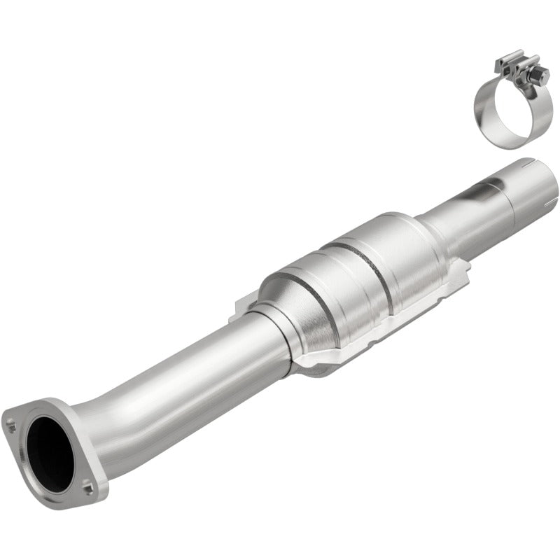 MagnaFlow Direct Fit Catalytic Converter 2010-2012 VENZA 2.7L Underbody Secondary image