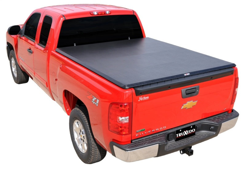 Truxedo 07-13 GMC Sierra & Chevrolet Silverado 1500 5ft 8in TruXport Bed Cover Secondary image