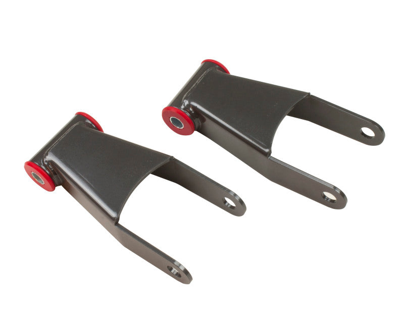 MaxTrac 11-18 GM C/K1500HD/2500HD/3500HD 2WD/4WD 2in Rear Lowering Shackles for offroad performance upgrades.