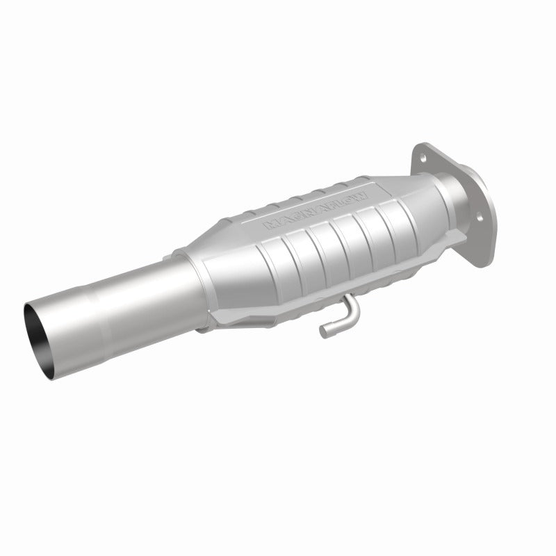 MagnaFlow Conv DF GM 86 90 direct-fit catalytic converter for offroad performance upgrades.