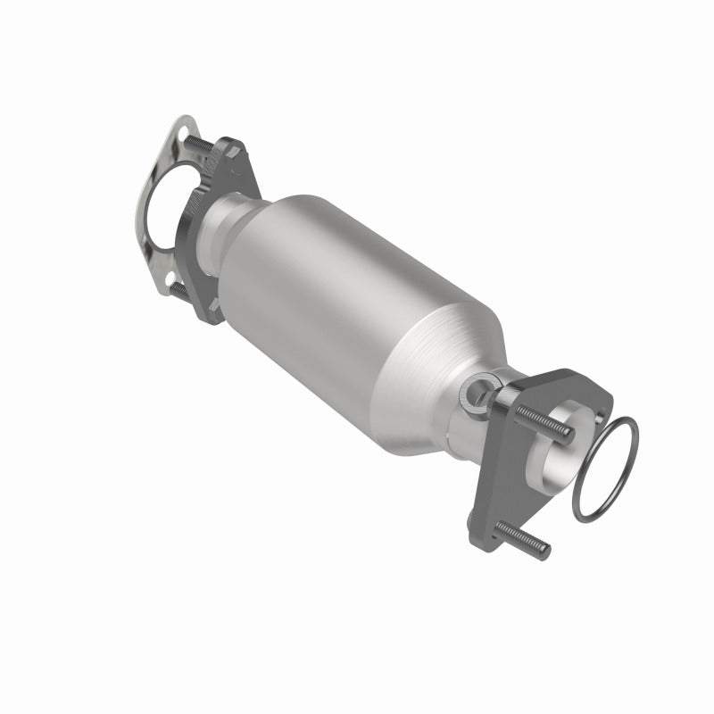 MagnaFlow Conv DF 05-15 Nissan Xterra V6 4.0L catalytic converter for offroad performance upgrades.