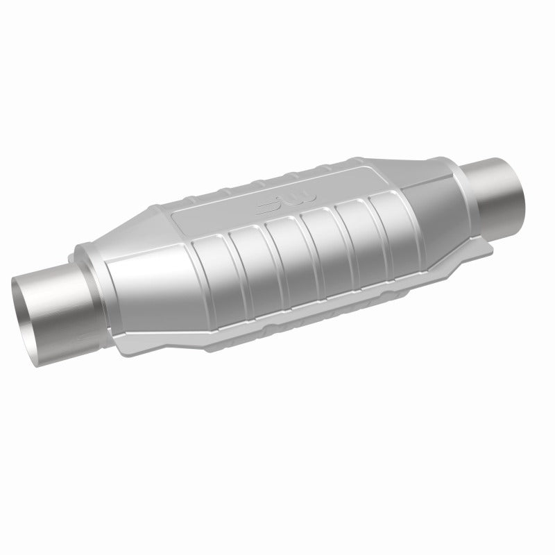 MagnaFlow Conv Universal 2.5 inch T2 Rear catalytic converter for offroad vehicles and performance upgrades.