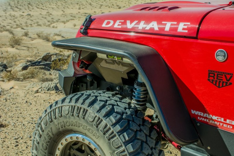 DV8 Offroad 07-18 Jeep Wrangler JK Front & Rear Flat Tube Fenders on red Jeep in desert