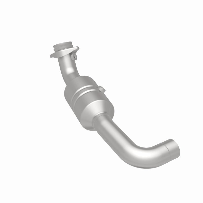 Magnaflow Conv DF 2011-2014 F-150 5.0L Underbody catalyst converter for offroad performance upgrades.