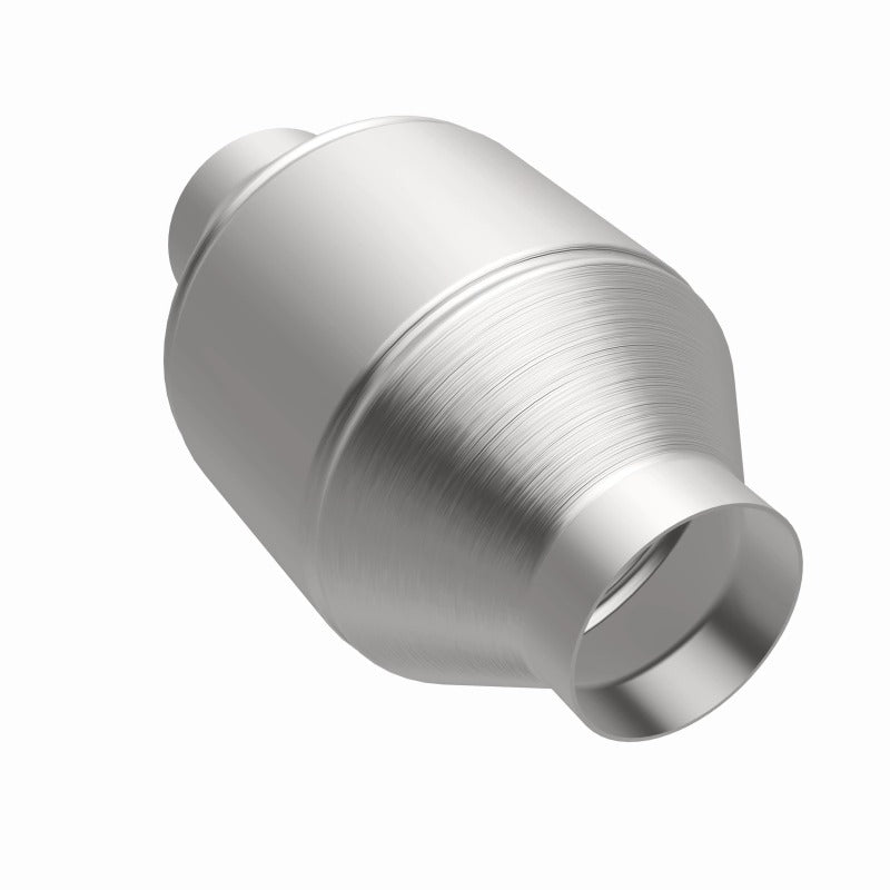 MagnaFlow Conv Univ 2.5in Inlet/Outlet Center/Center Round 3in Body L x 5in W x 8.75in Overall L for offroad vehicles.