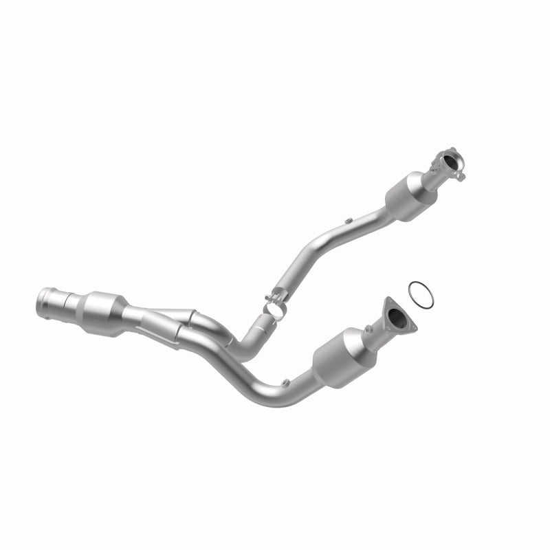 MagnaFlow Converter Direct Fit 2015 GMC Yukon XL V8 6.2L for offroad performance upgrades and parts.