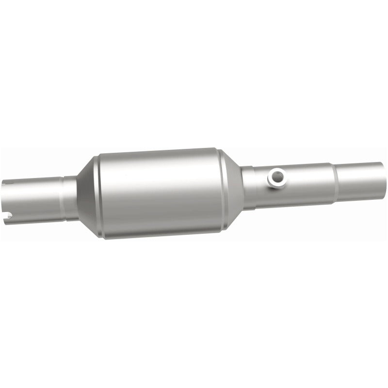 MagnaFlow Conv DF Cherokee-Grand Cherokee 96- direct-fit catalytic converter for offroad performance upgrades.