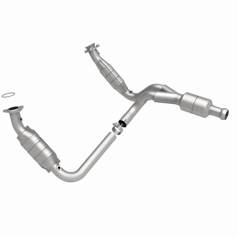MagnaFlow Conv DF 09-13 Chevy Avalanche 5.3L direct-fit catalytic converter for trucks and SUVs.