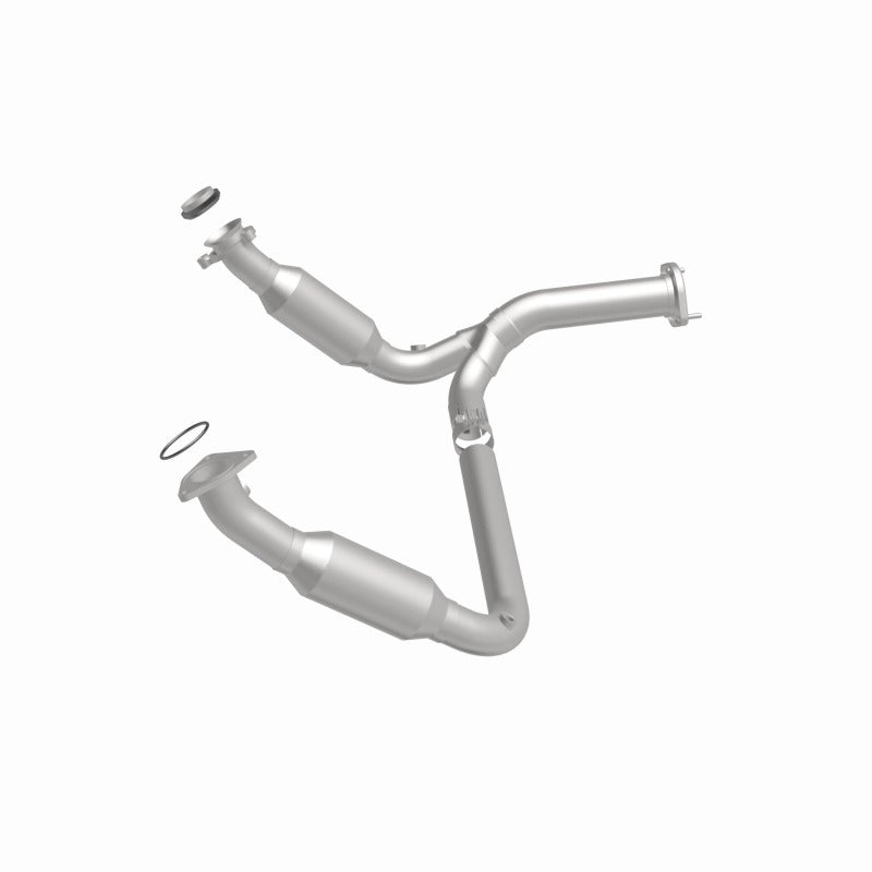 MagnaFlow Conv DF 07-09 Chevy/GMC Silverado/Suburban/Sierra/Tahoe/Yukon catalytic converter with stainless steel tubing