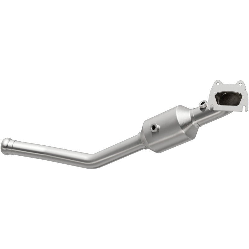 MagnaFlow 13-15 Dodge Durango V6 3.6L OEM Grade / EPA Compliant Direct-Fit Catalytic Converter Secondary image