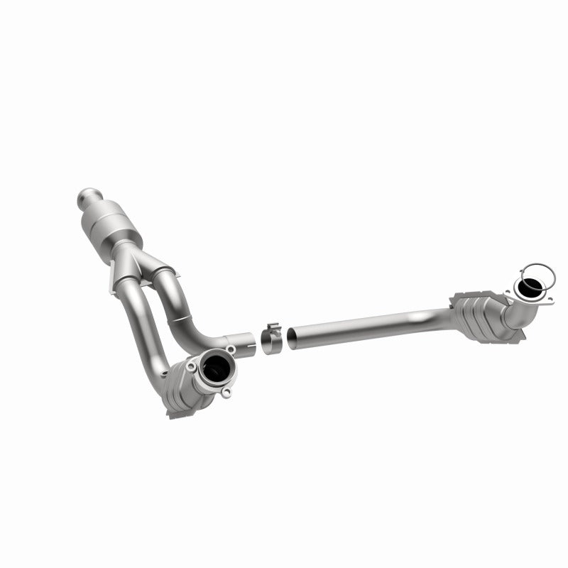 MagnaFlow Conv DF 09-13 Chevy Avalanche 5.3L exhaust system