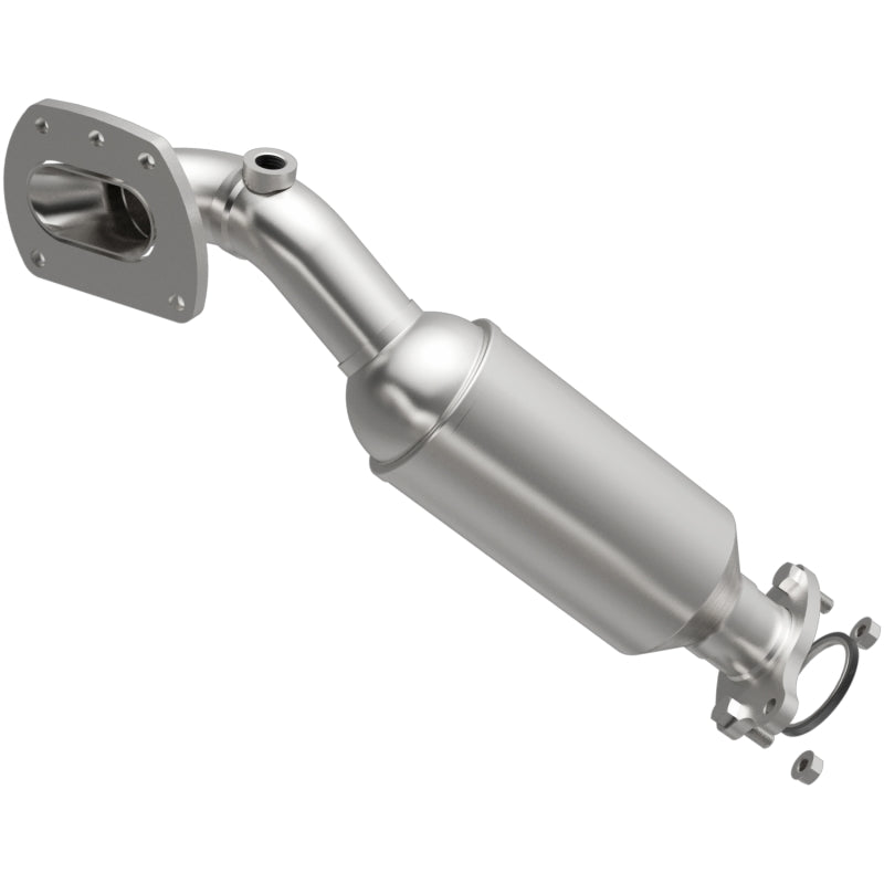 MagnaFlow Direct Fit Catalytic Converter 16-19 Toyota Tacoma 3.5L DS Secondary image