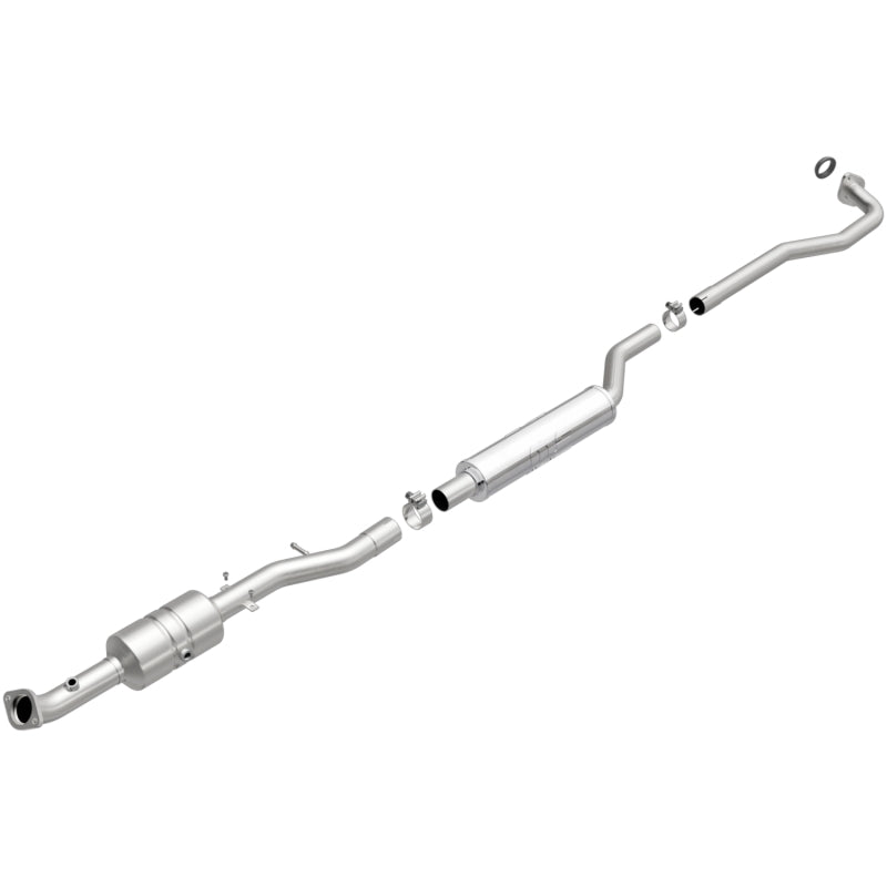 MagnaFlow Direct Fit Catalytic Converter 2008-2009 OUTLANDER 2.4 L Underbody Secondary image