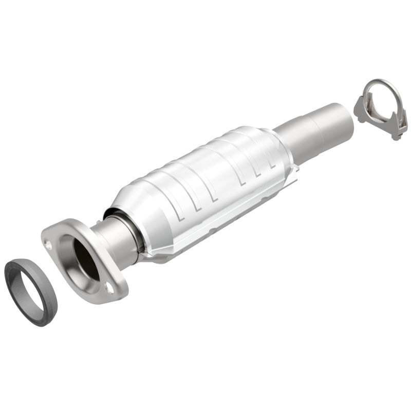 MagnaFlow Direct Fit Catalytic Converter 04-06 Toyota Sienna 3.3L AWD Rear Secondary image