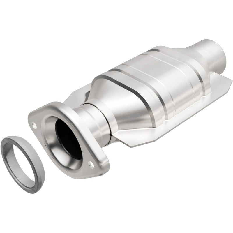 MagnaFlow Direct Fit Catalytic Converter 01-03 Highlander underbody Secondary image