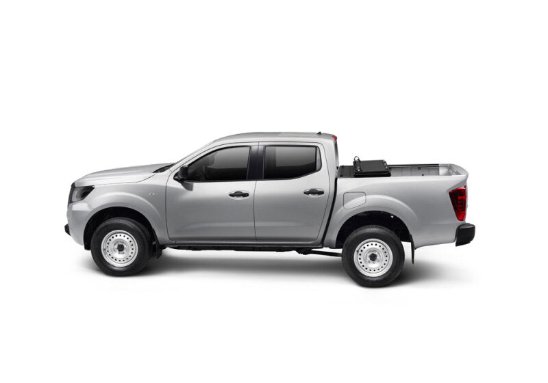 BAK 16-20 Nissan Titan 5ft 6in Bed BAKFlip G2 on silver truck