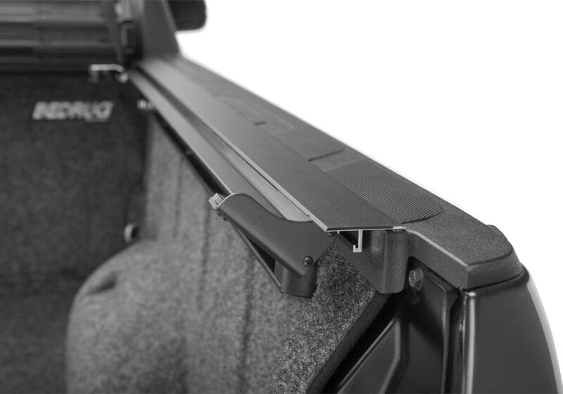 BAK 2022+ Toyota Tundra 5.5ft Bed Revolver X4S Bed Cover detail