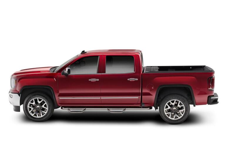 Retrax 14-up Chevy/GMC 5.8ft Bed / 15-up 2500/3500 RetraxPRO MX on a red truck side view