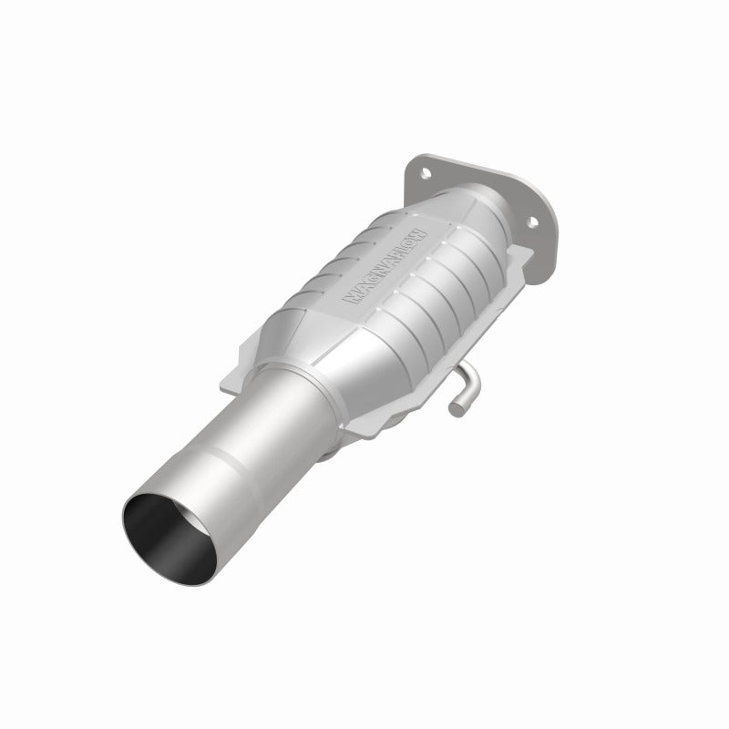 MagnaFlow Conv DF GM 86 90 direct-fit catalytic converter for offroad performance upgrades, exhaust system improvement.