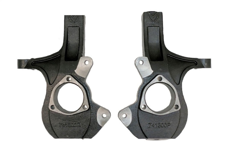 MaxTrac 14-18 GM K1500 4WD (Non Magenride) Front Steering Knuckles - Component Box 1 for offroad performance upgrades