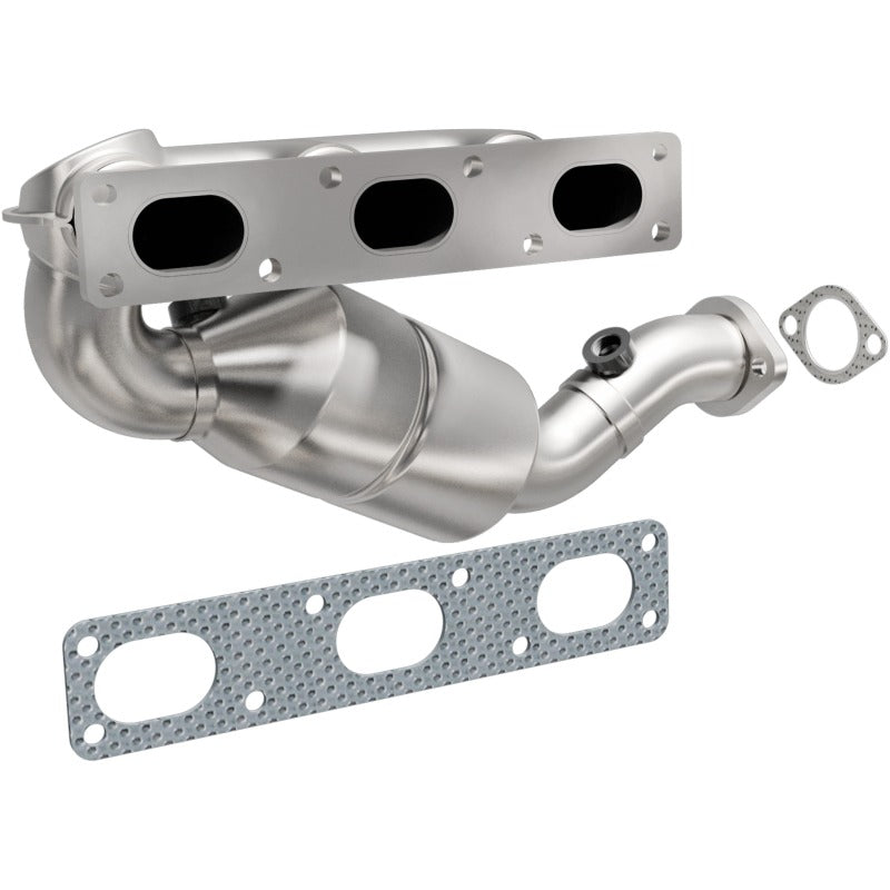 MagnaFlow Direct Fit Catalytic Converter BMW 5 99-00 Rear Secondary image